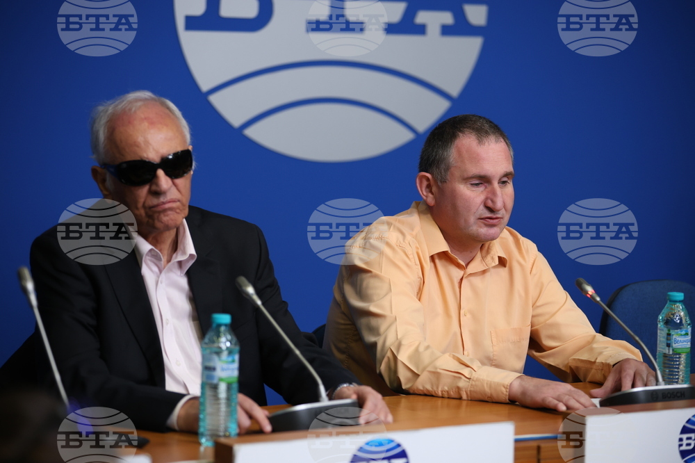 Национален пресклуб на БТА София - церемония по награждаването на лауреатите на Националния творчески конкурс за хора със зрителни увреждания