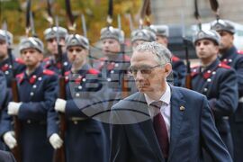 Посланик на Канада - президент - акредитивни писма