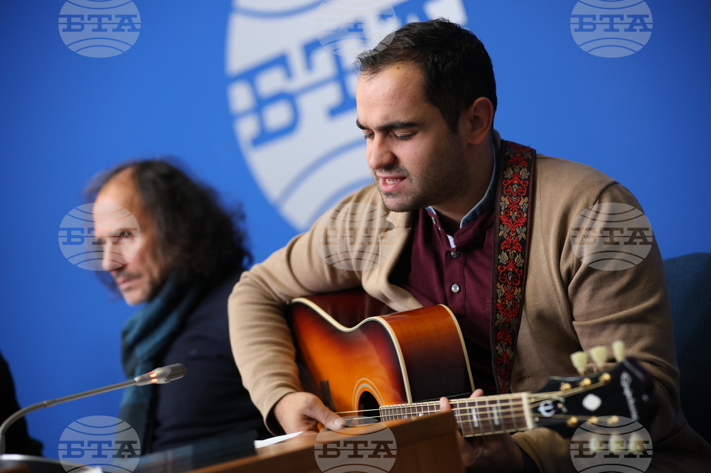 Национален пресклуб на БТА София - церемония по награждаването на лауреатите на Националния творчески конкурс за хора със зрителни увреждания