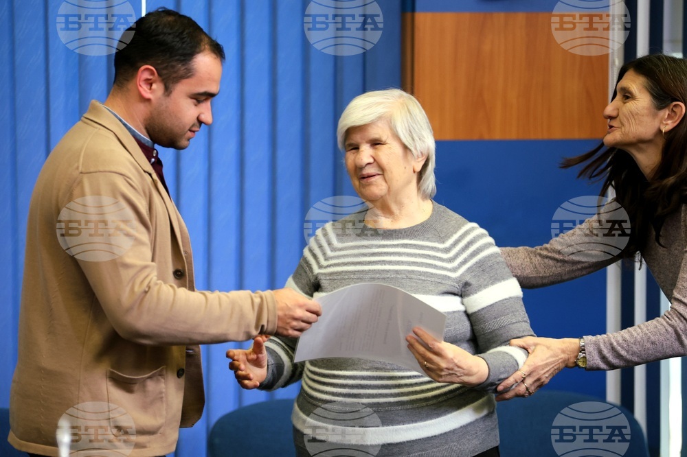 Национален пресклуб на БТА София - церемония по награждаването на лауреатите на Националния творчески конкурс за хора със зрителни увреждания