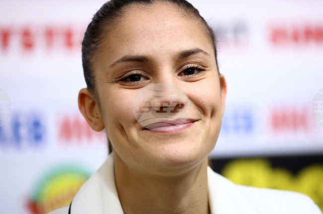 Олимпийската шампионка по карате Ивет Горанова организира летен лагер за деца