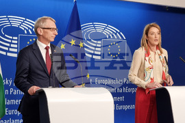 Франция - Страсбург - ЕП - Николай Денков - Роберта Мецола