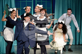 Варна - Държавен куклен театър - премиера - "Питър Пан"