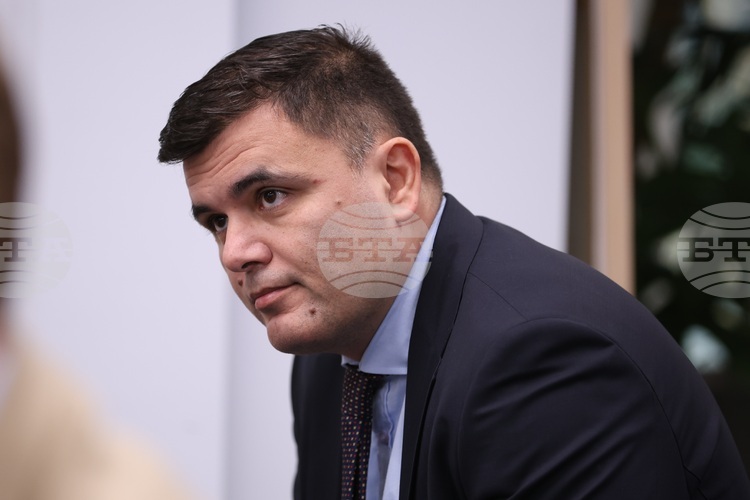 Is Bulgarian Economy Losing Competitiveness? Institute for Market Economics Provides Insights