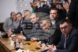 Парламент - Комисия по въпросите на децата, семейството, младежта и спорта