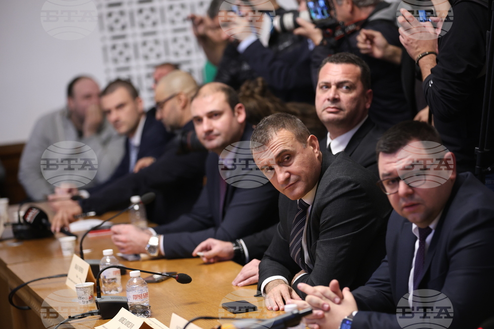 Парламент - Комисия по въпросите на децата, семейството, младежта и спорта