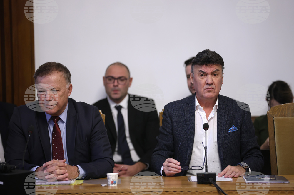 Парламент - Комисия по въпросите на децата, семейството, младежта и спорта