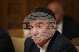 Парламент - Комисия по въпросите на децата, семейството, младежта и спорта