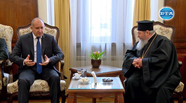 Президентът Румен Радев обсъди със Светия Синод на Българската православна църква развитието на връзките със сънародниците ни зад граница