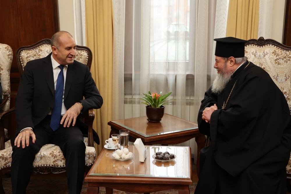 Светият Синод на Българската православна църква проведе среща с президента Румен Радев