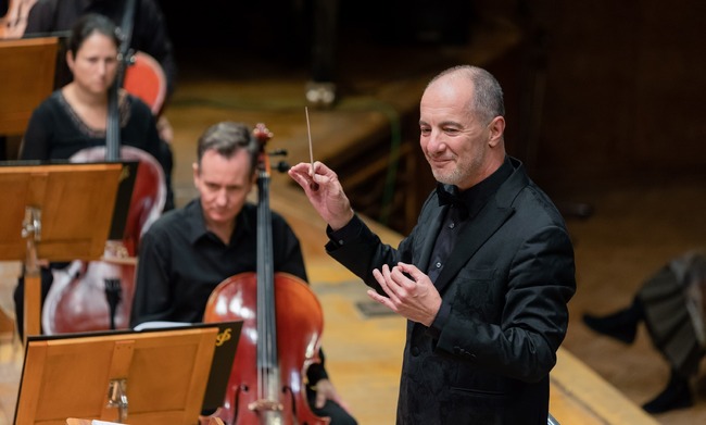 Софийска филхармония: Росен Миланов се завръща в София с Деветата симфония на Малер 