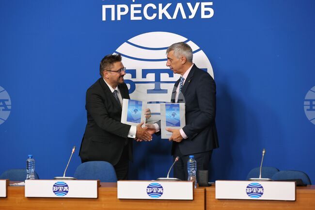 Национален пресклуб на БТА-София - Висшия адвокатски съвет (ВАдС) -Българската телеграфна агенция - сътрудничество