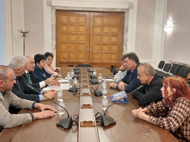 БСП проведе среща със синдикат „Защита“ във връзка с Бюджет 2024 