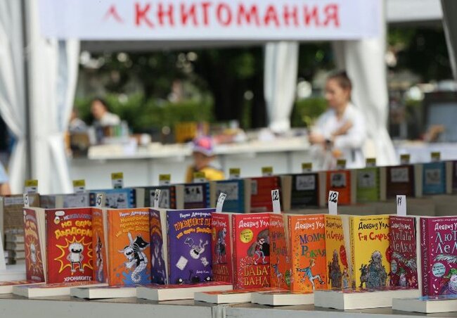 Министър Атанасов: Според мен четенето е важно за всяко едно поколение