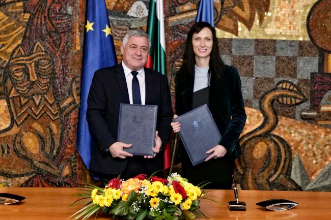 Мария Габриел: Светът на дипломацията има нужда от идеите и таланта на новото поколение