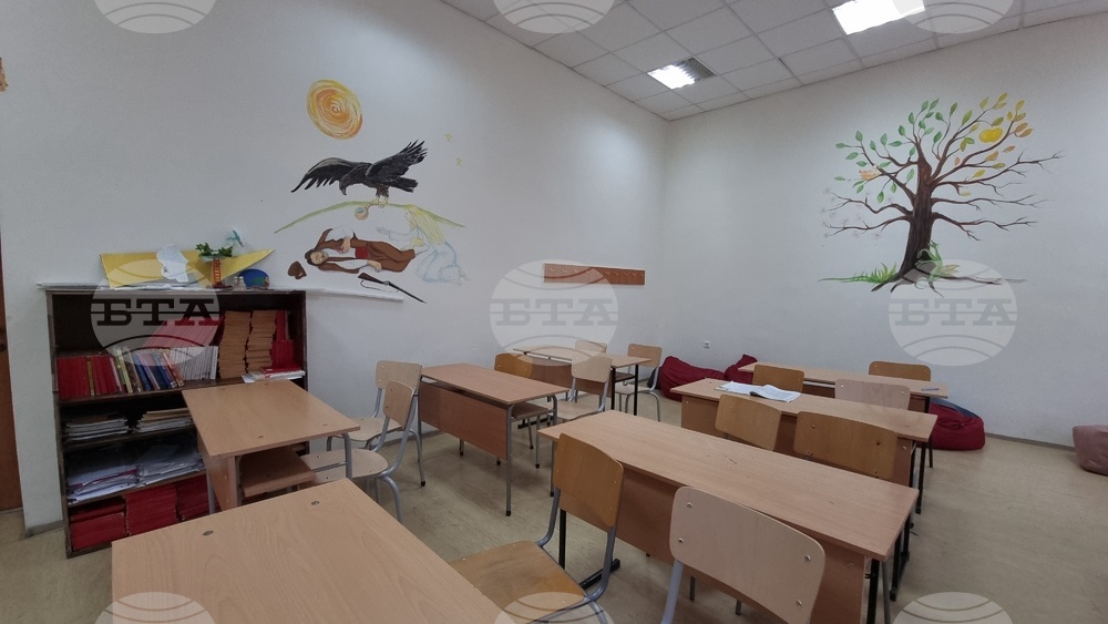 Не са открити взривни устройства в училищата в област Сливен, съобщиха от полицията