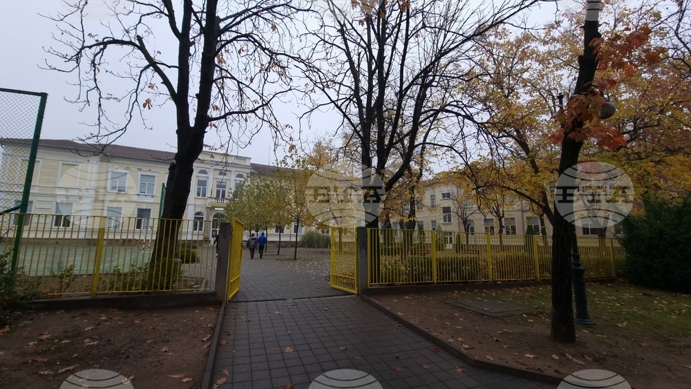 Ловеч - училище - годишнина