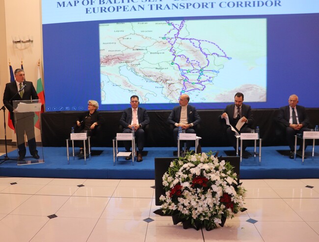 Данаил Ковачев: Неприемането ни в Шенген бърка в джоба на всеки българин, а икономическите загуби са за сметка на всеки работещ, плащащ данъците си в ЕС