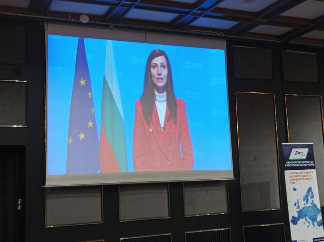 Европа трябва да бъде лидер в приложението на изкуствен интелект, основан на приобщаване, ефективност и целесъобразност, каза Мария Габриел