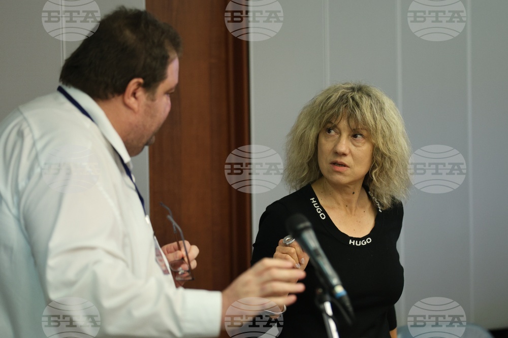 Софийския университет "Свети Климент Охридски" - журналисти - кръгла маса