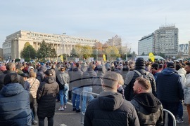 Румъния - служители на метрото - протест