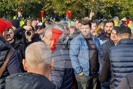 Румъния - служители на метрото - протест