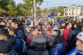 Румъния - служители на метрото - протест