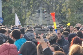Румъния - служители на метрото - протест