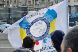 Румъния - служители на метрото - протест