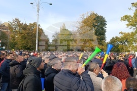 Румъния - служители на метрото - протест