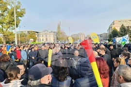 Румъния - служители на метрото - протест