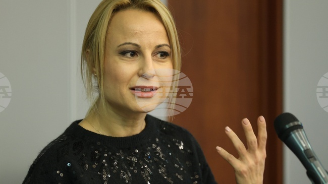 bTV обяви, че се разделя с журналистката Мария Цънцарова