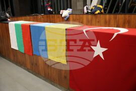 Бургас - "Цветни срещи" - международна художествена изложба