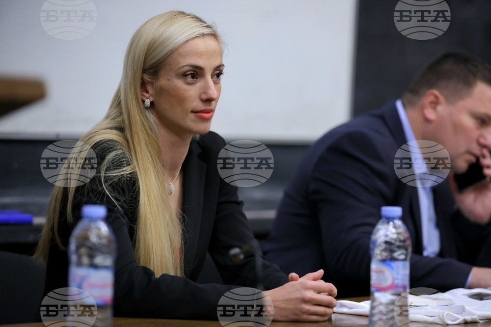 Футболни съдии - студенти - среща