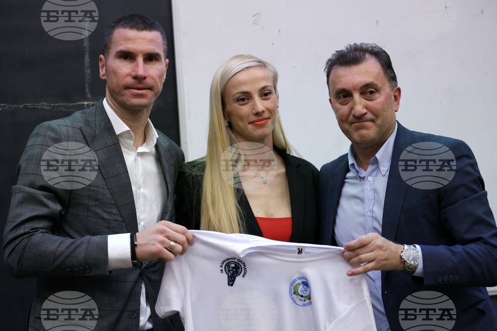 Футболни съдии - студенти - среща