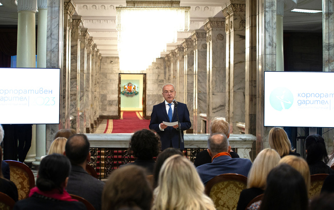 Гълъб Донев: Филантропията е огънят в благотворителността, защото ни просвещава за по-справедливия свят, който можем да постигнем заедно