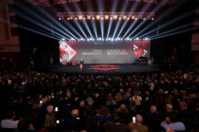 АТА: В Тирана се провежда Третата среща на върха на диаспората, посветена на безценното съкровище на арбърешите