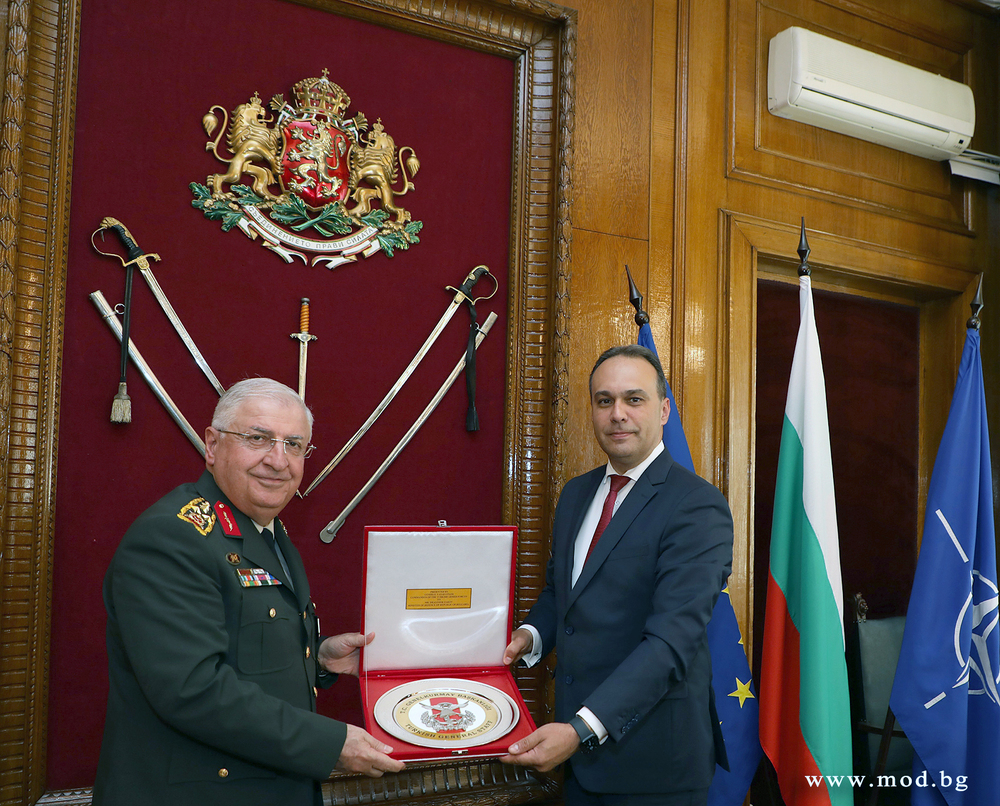 Драгомир Заков - Яшар Гюлер - среща