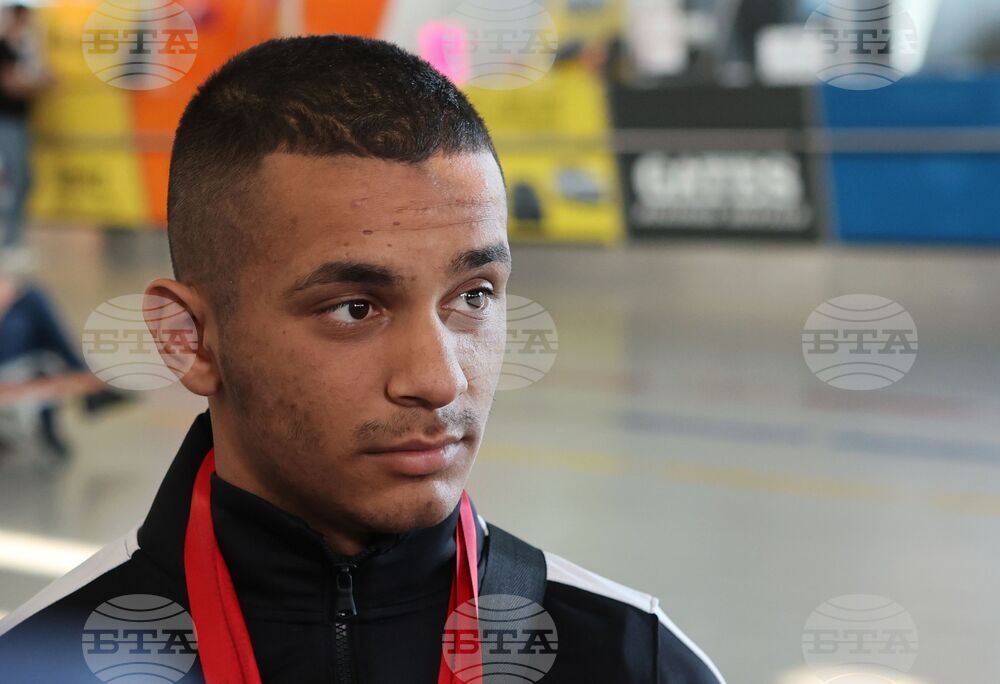 Габриел Маринов се поздрави с бронз от европейското първенство по вдигане на тежести за мъже до 23 години