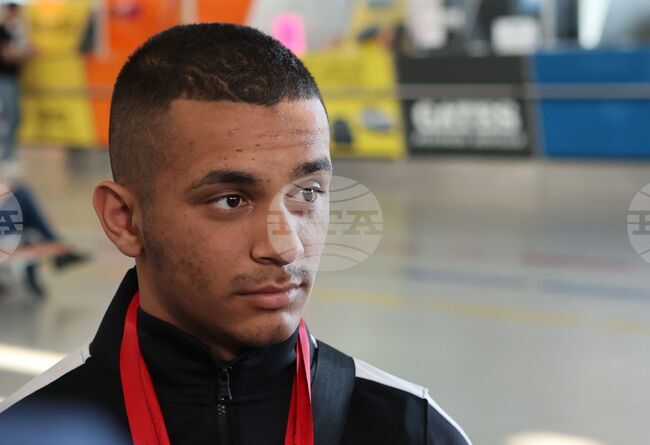 Габриел Маринов се поздрави с бронз от европейското първенство по вдигане на тежести за мъже до 23 години