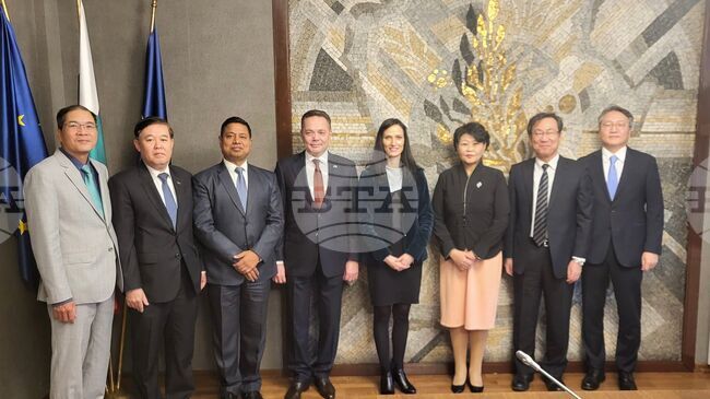 Има потенциал за развитие на сътрудничеството на България с държавите от Азиатско-тихоокеанския регион, каза Мария Габриел