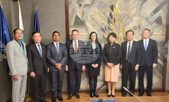 Има потенциал за развитие на сътрудничеството на България с държавите от Азиатско-тихоокеанския регион, каза Мария Габриел