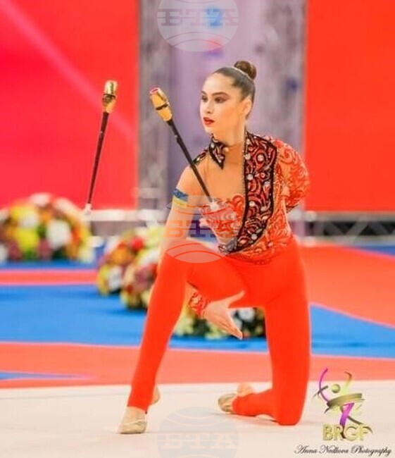 Влада Николченко беше отстранена от националния отбор на Украйна по художествена гимнастика заради демонстриране на омраза към Полша