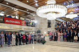 Президент - младежи в неравностойно положение - традиционен абитуриентски бал