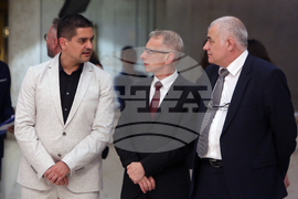 Президент - младежи в неравностойно положение - традиционен абитуриентски бал