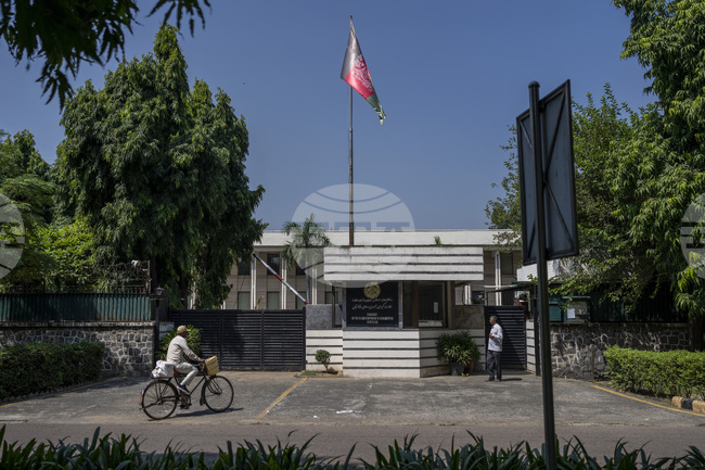 ПТИ: Афганистан съобщи, че скоро ще изпрати търговски аташе в Индия 