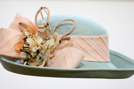 Шапката - изложба