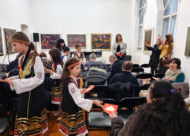 Плевен - алманах „Мизия" - писатели