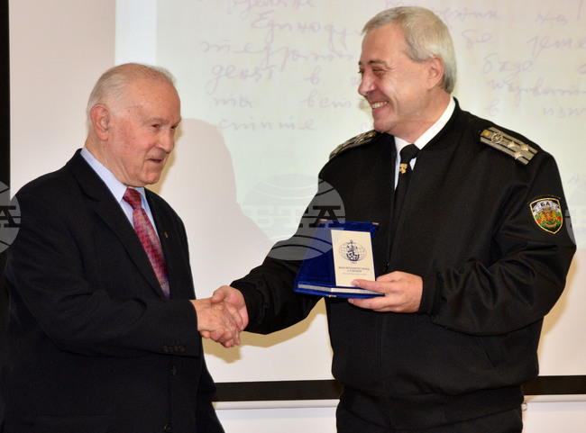  Варна - ВВМУ "Н. Й. Вапцаров" - 50 години катедра „Информационни технологии"