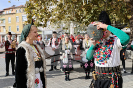 Пловдив - "Дефиле на младото вино" - фестивал